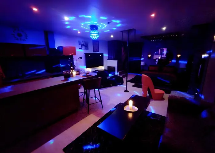 Ferienhaus Room, 4 Etoiles, 50 Nuances Romantiques Villeneuve-en-Retz